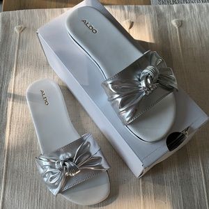 Aldo size 8.5 slides
